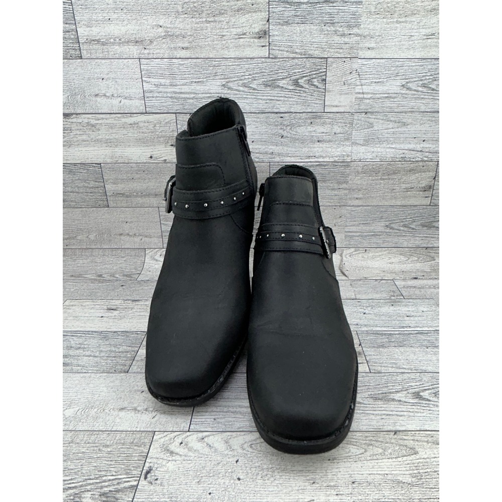 Clarks Collection Women Black Leather Studded Buckle Ankle Boots Sz 8M - Picture 2 of 13